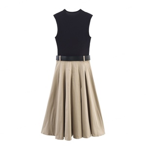 เดรสไหมพรมแขนกุดสีกากีดำแบบแพทช์เวิร์ค คอปก จับจีบ ดีไซน์ทันสมัย สวมใส่สบาย มาพร้อมเข็มขัด เหมาะสำหรับฤดูใบไม้ผลิและฤดูใบไม้ร่วง - Product Image 2