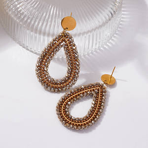 موضة جديدة عتيقة بيضاوية عالية الجودة مطرزة يدويًا بالخرز للنساء - Product Image 6