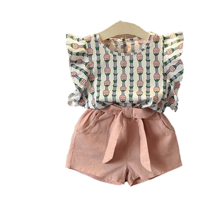Ropa Infantil al por Mayor de Turquía, Conjunto de Niña con Estampado de Piña y Mangas Volantes - Product Image 1
