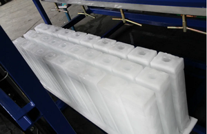Machine pour fabriquer des blocs <span class=keywords><strong>de</strong></span> glace <span class=keywords><strong>de</strong></span> 1 tonne par évaporation directe - Product Image 6