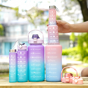 Venta caliente 3 en 1 botella <span class=keywords><strong>de</strong></span> <span class=keywords><strong>agua</strong></span> motivacional gradiente 2l botella <span class=keywords><strong>de</strong></span> <span class=keywords><strong>agua</strong></span> <span class=keywords><strong>de</strong></span> plástico Juego <span class=keywords><strong>de</strong></span> 3 botellas <span class=keywords><strong>de</strong></span> bebidas deportivas con marcador <span class=keywords><strong>de</strong></span> tiempo - Product Image 5