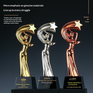 Trophée personnalisé créatif en forme de déesse étoilée, petite figurine dorée, récompense commémorative pour bonne épouse, mari, beauté, tatouage, cristal doré - Product Image 5