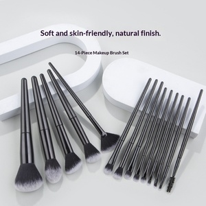 Set Professionale di Pennelli da Trucco 14 Pezzi, Alta Qualità, Setole Sintetiche, Pennelli <span class=keywords><strong>per</strong></span> Viso e Ombretto, Manico in Plastica, Kit Cosmetico Personalizzato - Product Image 5