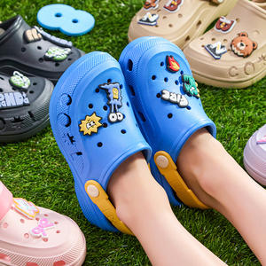 Sabots d'été pour enfants, chaussures de plage pour garçons et filles, sandales légères et respirantes, mignonnes, à motif de dessin animé, pantoufles pour bébés - Product Image 2