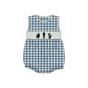 SR3957 Mameluco Personalizado para Bebé Niña, Diseño de Cuadros Azul Claro con Autos de Béisbol, Sin Mangas, Algodón y Elastano, Venta al Por Mayor - Product Image 4