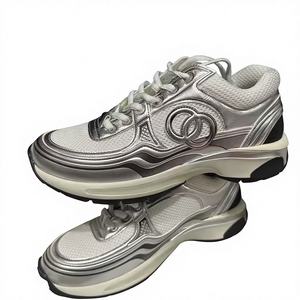 Sneakers di Lusso da Uomo alla Moda con Tomaia in Vera Pelle, Fodera in Rete, Suola Intermedia in EVA e Suola Esterna in Gomma, Alta Qualità con Lacci - Product Image 1