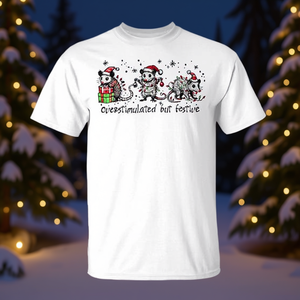 T-shirt de Noël Possum : Design Festif et Amusant pour les Fêtes - Product Image 3