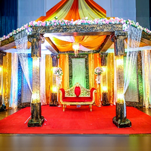 มณฑปแต่งงานคริสตัลสีขาวพร้อมไฟ  มณฑปแต่งงานคริสตัลแบบใหม่พร้อมไฟ  ลดราคา มณฑปแต่งงานอินเดียใต้ สหรัฐอเมริกา - Product Image 1