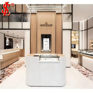Vetrina Espositiva per Gioielli <span class=keywords><strong>di</strong></span> Lusso in Oro, Design Personalizzato Curvo, Tavolo Espositivo in Vetro per Boutique <span class=keywords><strong>di</strong></span> Gioielleria - Product Image 5