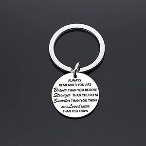 Regalos inspiradores <span class=keywords><strong>Siempre</strong></span> recuerda que eres más valiente, más inteligente de lo que piensas Llavero para hijo Amigos Llavero de niño - Product Image 3