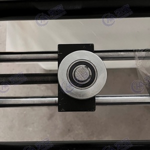 Máquina Automática para Grabado en Relieve sin Rebabas en Superficies de Espejo, con Bomba de Engranajes PLC para Placas de Acero Inoxidable - Product Image 4