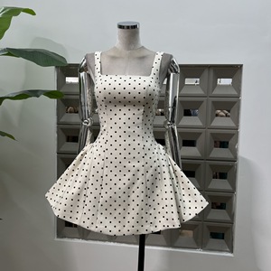 Nuovo Abito Estivo da Donna con Bretelle e Scollo Quadrato a Pois, Effetto Lussuoso, Vita Stretta e Gonna Voluminosa - Product Image 3