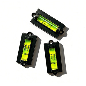 Herramienta de Alineación de Precisión 4 en 1 de Nivel Industrial con Nivel de Burbuja para Uso en Construcción e Ingeniería - Product Image 2