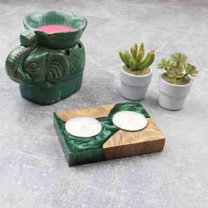 Porte-bougie en résine et en bois, fabriqué à la main avec précision en utilisant du bois massif et de la résine, design artistique unique, durable et parfait - Product Image 1