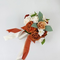 Bouquet de fleurs artificielles en terre cuite et crème avec ruban de satin pour événements de mariage et fournitures florales en gros