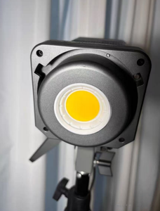 Buen Precio, Luz LED COB de 200W, 200d, Luz de Relleno de Fuente Puntual con Montura Bowens - Product Image 2