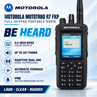 Radio portable numérique Motorola R7 FKP MOTOTRBO VHF UHF 400 527 MHz, clavier complet, radio bidirectionnelle, WiFi, Bluetooth, IP68, pour équipe professionnelle