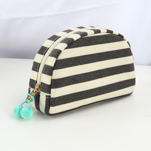 Nouvelle Trousse de Maquillage en Toile à Motif Dessin Animé, Fermeture Éclair, Poignée Souple, Écologique, Portable, pour Voyage - Product Image 4