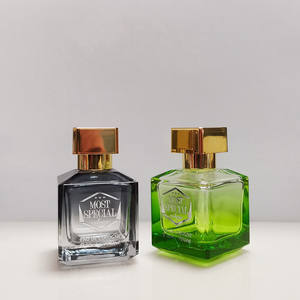 <span class=keywords><strong>2023</strong></span> usine directe 50ml bouteille de <span class=keywords><strong>parfum</strong></span> carrée pour hommes créatif vide dorure Logo capacité rechargeable 25ml/100ml/30ml boîte emballée - Product Image 6