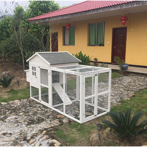 SDC017 บ้านไก่หรูหรา วิลล่าไม้เนื้อแข็ง รูปทรงสี่เหลี่ยม เป็นมิตรกับสิ่งแวดล้อม พร้อมลานวิ่งกลางแจ้ง ลายพิมพ์ ใช้ได้ทุกฤดู - Product Image 2