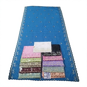 Écharpe en coton pour femme, brodée de fleurs et ornée de strass, légère et respirante, vente en gros, OEM ODM personnalisé - Product Image 1