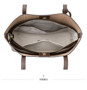 กระเป๋าสะพายข้างดีไซน์ใหม่ แฟชั่นทันสมัย คุณภาพสูง หนังแท้ กระเป๋าสะพายไหล่ กระเป๋าถือลำลองสำหรับผู้หญิง - Product Image 5