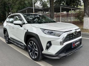 Toyota <span class=keywords><strong>RAV4</strong></span> Premium Edition 2020 d'occasion, boîte CVT 10 vitesses, 4 roues motrices, sièges en cuir, toit ouvrant panoramique, SUV, jantes R19, caméra de recul 360°, phares LED - Product Image 2