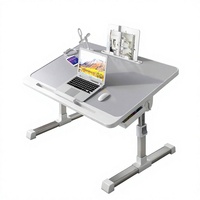 Table de lit réglable avec pieds pliables pour gagner de la place, idéale pour la lecture, la nourriture et le travail - Parfaite pour les études et le travail à distance