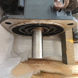 FANUC เซอร์โวมอเตอร์ A06B-0826-B100 aP12 ใหม่การทดสอบแบบดั้งเดิมรับประกันจัดส่งรวดเร็วคุณภาพสูง - Product Image 3
