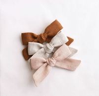 Noeud en lin pour bébé fille, petit noeud d'écolière en lin, noeud noué à la main, pinces à cheveux