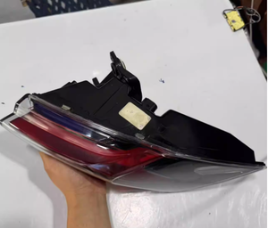 Pour Lamborghini <span class=keywords><strong>Urus</strong></span> Modèle 18-23, Ensemble de feux arrière d'origine démonté en usine, Feu stop anti-collision arrière - Product Image 2