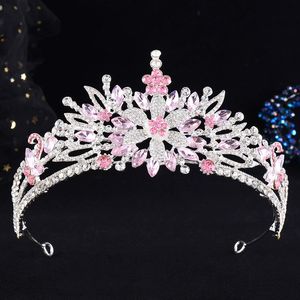 มงกุฎเจ้าสาวคริสตัลแบบโรแมนติก ดีไซน์บาโรก งานแต่งงานสุดหรู ประดับด้วยคริสตัลและเพชรเทียม - Product Image 4