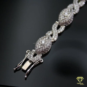 Pulsera de Diamantes de Laboratorio de Lujo con Diseño de Pavé Completamente Cubierto de Piedras y Elegante Acabado en Oro Blanco - Product Image 3