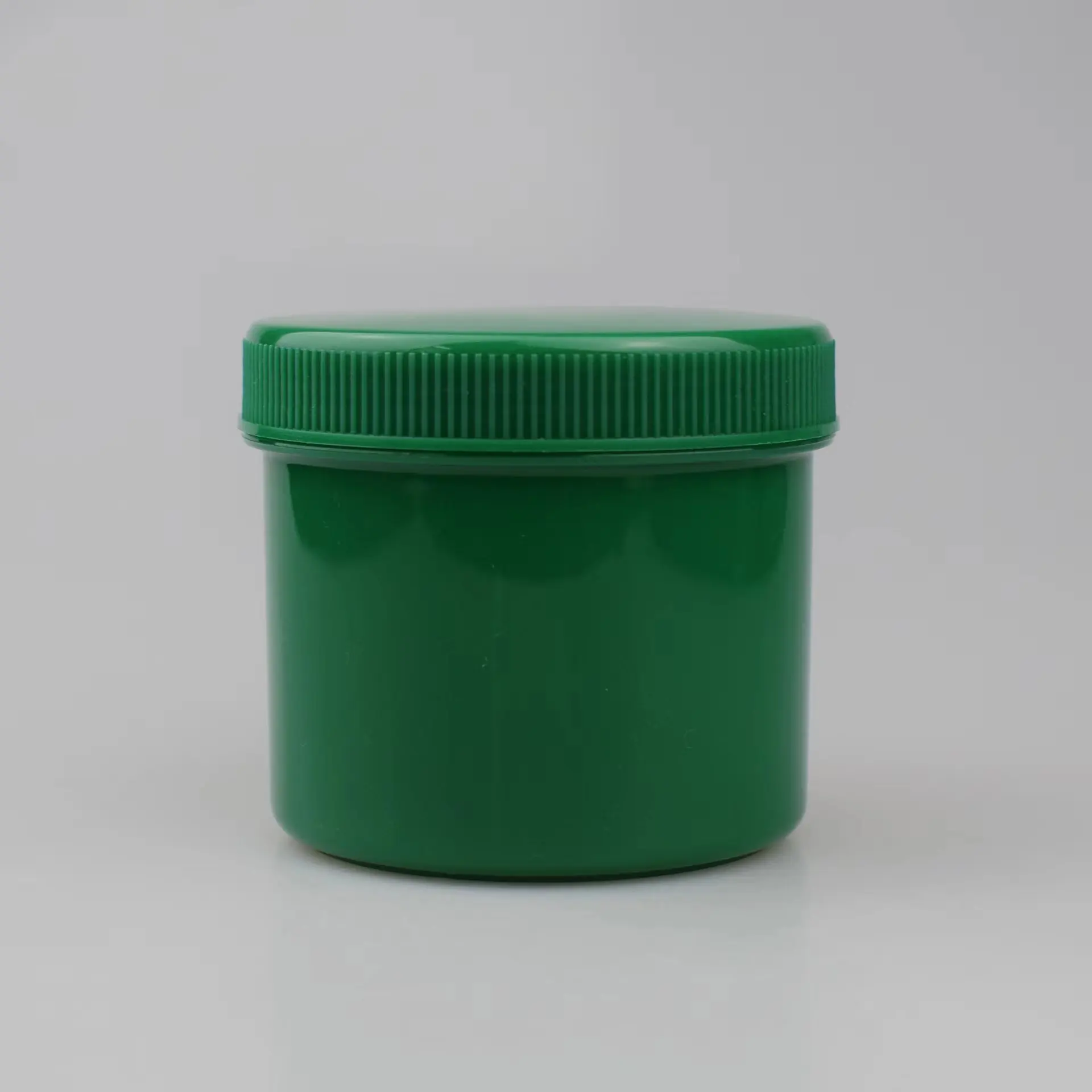 Yueyiカスタム250ml緑の空のプラスチックジャーは蚊よけを保持することができます冷たい頭痛めまいグラスバーム軟膏プラスチックジャー