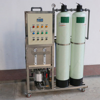 Technologie RO certifiée ISO 3 étapes 500 Lph Ro Système d'eau Machines de production d'eau pure pour la transformation des aliments et des boissons