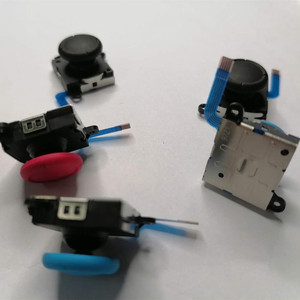 SYYTECH Coppia di 2 <span class=keywords><strong>Joystick</strong></span> Analogici 3D per Riparazione <span class=keywords><strong>Nintendo</strong></span> <span class=keywords><strong>Switch</strong></span> NS - Product Image 6