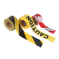 Ruban de barricade à usage intensif imprimé sur mesure Ruban d'avertissement de sécurité adhésif noir blanc personnalisé pour scène de construction Attention