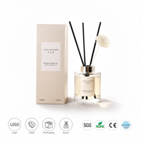 Coffret Cadeau Diffuseur à Bâtonnets en Rotin avec Huiles Essentielles Naturelles pour Aromathérapie, Idéal pour l'Aménagement de la Maison ou un Anniversaire