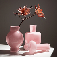 Nordische Luxus Rosa Klare Kristallglas-Vase Maßgefertigtes Blumengefäß für Heimdekoration Innenbereich Tischdekoration Geschenk Fabrik Großhandel