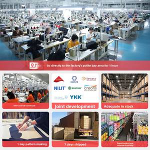 طقم رياضي نسائي مخصص عالي المرونة بدون خياطة، طقم يوجا مع توب وشورت مطاطي للتمارين الرياضية واللياقة البدنية - Product Image 2