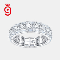 Bague de mariage en argent sterling S925 entièrement pavée de moissanite, coupes rondes et baguette mélangées, avec anneau intérieur creux pour un port confortable