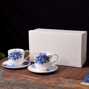 Vente en gros de tasses à expresso en céramique de style français, luxe léger, rétro, avec bordure dorée, motif floral, capacité de 250 ml, cadeau - Product Image 4