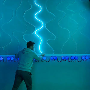 Équipement de mouvement numérique pour arène de jeu d'activation réactive, avec boutons poussoirs interactifs et éclairage LED à flash actif pour jeux - Product Image 2