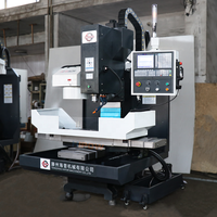Fraiseuse CNC verticale mini 3 axes HIPOW XK7126 avec système GSK/Fanuc, broche simple BT40, 8000 tr/min, pour métal, type entonnoir 12T