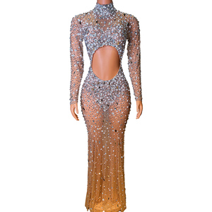On Sale Designer Gown Sale Embroidery & Zari Work | Alibaba.com