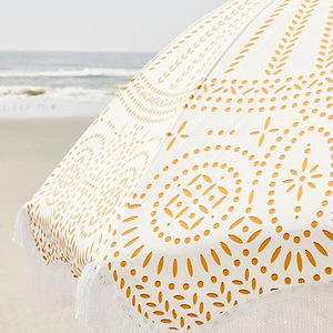 Sombrilla Manual Moderna para Exteriores con Eje Giratorio de 180 cm de Diámetro, Diseño de Columna Central para Patio y <span class=keywords><strong>Playa</strong></span> - Product Image 3