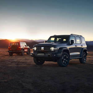 2025 GWM <span class=keywords><strong>Tank</strong></span> 300 <span class=keywords><strong>Challenger</strong></span> Sport Utility SUV <span class=keywords><strong>2</strong></span>.0T AWD 9 vitesses 5 sièges en cuir couple maximal 387Nm Dark-Perfect Family Vehicle - Product Image 3