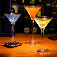 Gelas Coupe Batang V Grosir, Gelas Koktail Klasik Bening, Gelas Martini untuk Bar HORECA