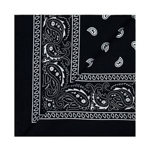 Bandanas personnalisées, conception sur mesure, fabrication de bandanas personnalisés, accessoires personnalisés avec noms, dates ou slogans pour des occasions spéciales - Product Image 5