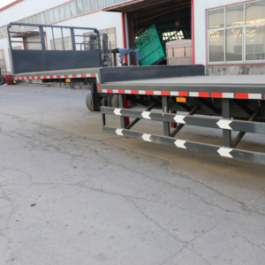 נגרר משטח שטוח תלת-צירי איכותי 50 טון, 20 רגל, 40 רגל, 45 רגל, 53 רגל, שלדת מכולה, נגרר סמי-טריילר למכירה - Product Image 3